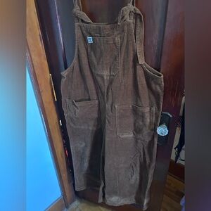 Lucy & Yak Pecan Jenny’s